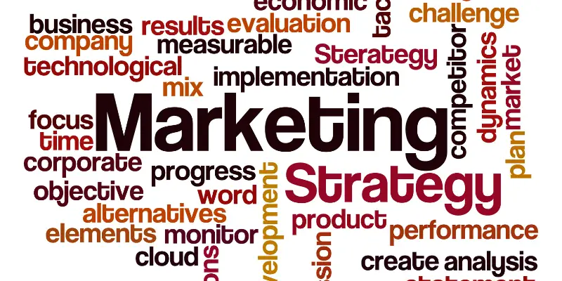 So sánh chi phí Thuê ngoài Marketing vs Tự vận hành (17)