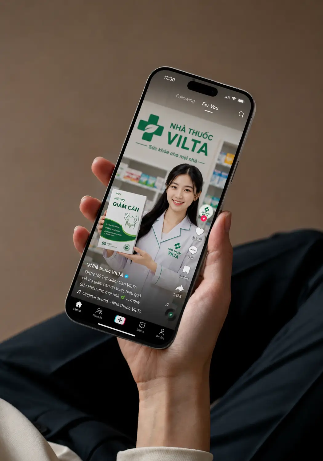 Giao diện TikTok For You hiển thị TPCN hỗ trợ giảm cân