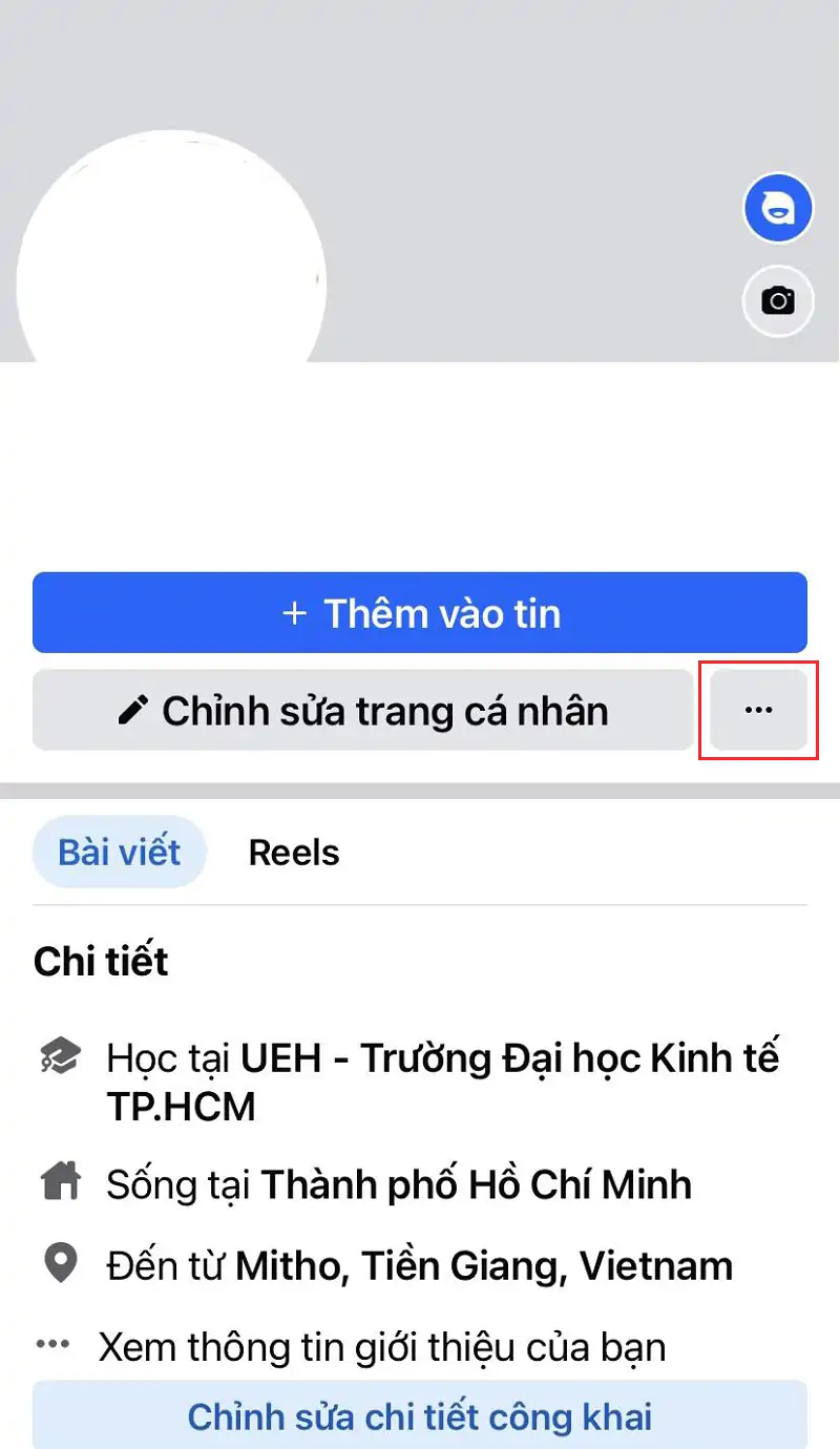 Mở ứng dụng Facebook vào trang cá nhân, chọn biểu tượng 3 chấm ngay cạnh