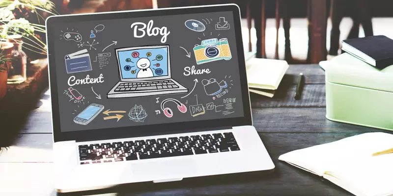 Blog là một phần của trang web thường xuyên được cập nhật với các bài viết mới