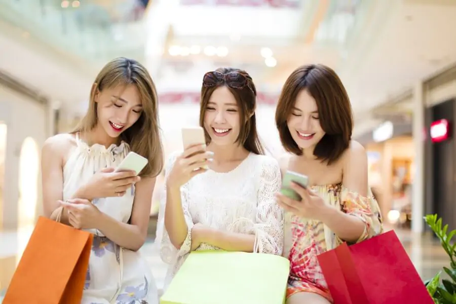 tổng phí sàn tiktok shop 2025
